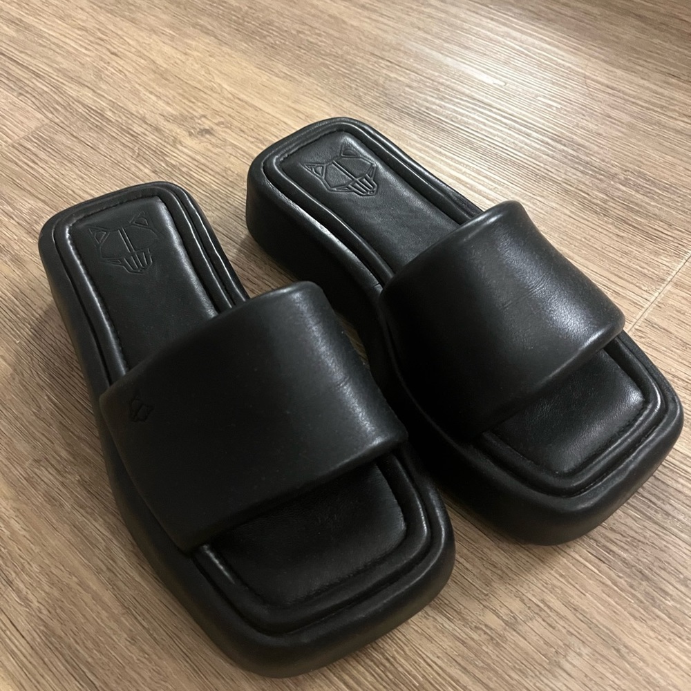 naked wolfe platform slides